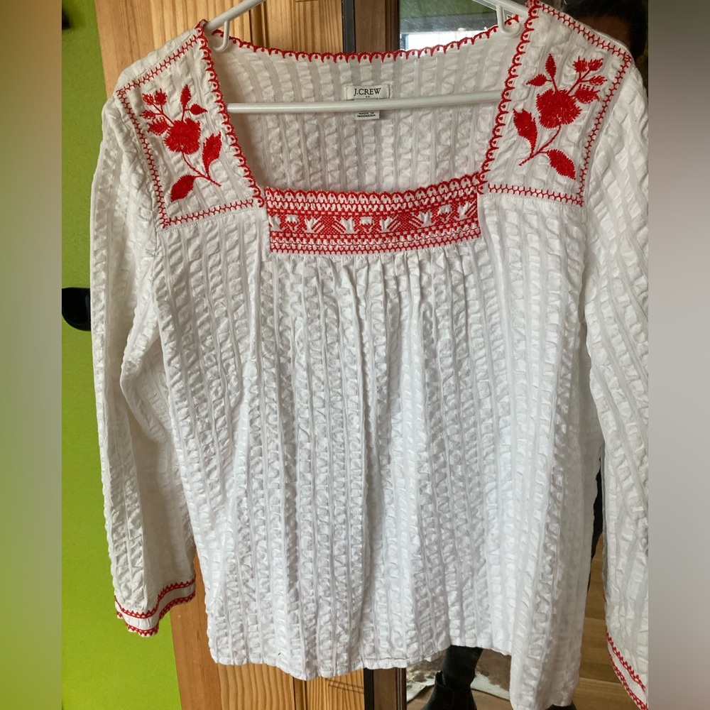 J Crew embroidered blouse size small. Excellent condition